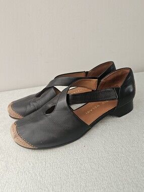 ANTONIO MELANI Womens  Criss Cross Strap Black & Brown Slip On Shoes